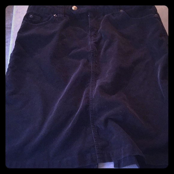 The Limited size 8 Black corduroy classic skirt - Picture 1 of 3